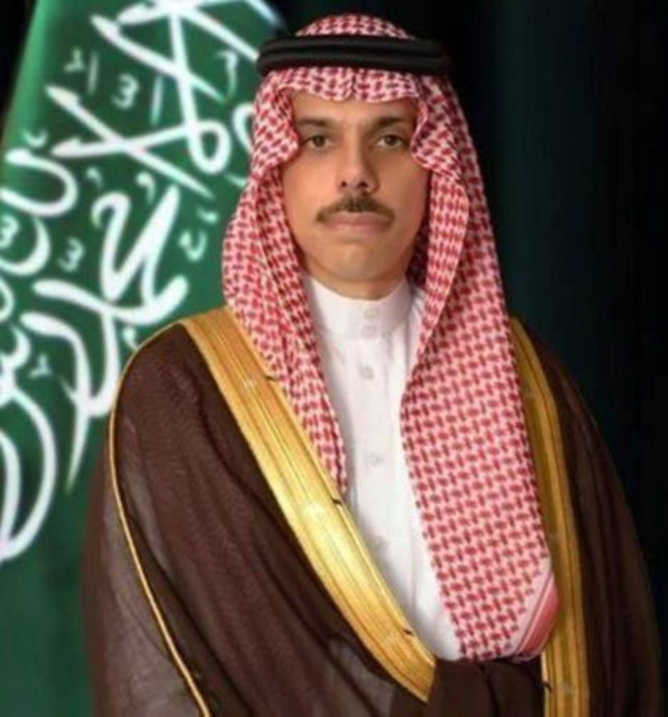 وزيرا خارجية السعودية وتركيا يناقشان تهدئة التوترات الإقليمية