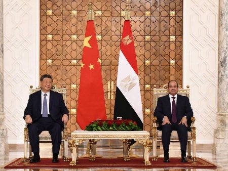 قادة مصر والصين يدعون لخفض التصعيد خلال مناقشة التوترات الإقليمية