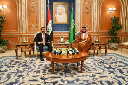 ولي العهد السعودي ورئيس الوزراء العراقي يناقشان القضايا الإقليمية وجهود التنسيق