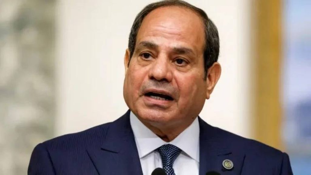 مصر تعلن جاهزيتها لتقديم الدعم اللازم للسعودية في ظل النزاع مع الحوثيين.
